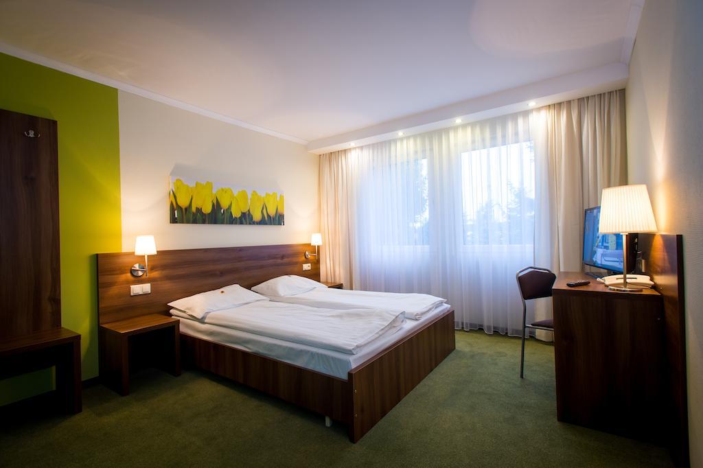 Hotel Europa Elblag Rom bilde